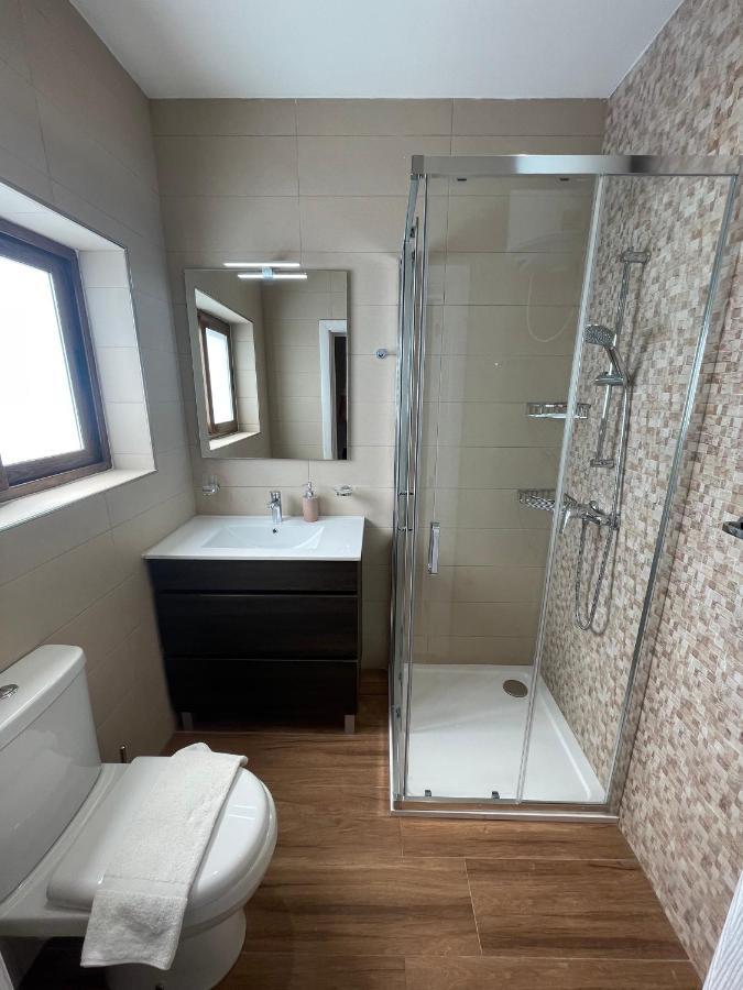 Alina Boutique Living Bed & Breakfast Victoria Bagian luar foto